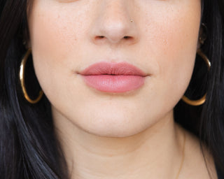 Sustain Lipstick - Ariana